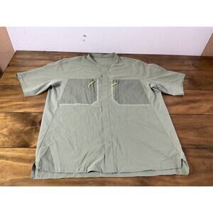 Lululemon Men's Large Hiking Short Sleeve Button Green Water Repellent Shirt